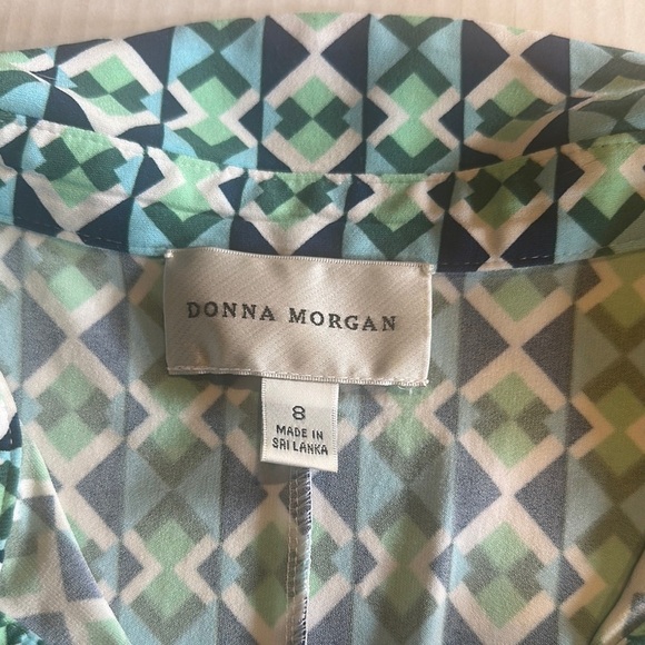 Donna Morgan Geometric Patterned Green white and Blue Dress w belt & buttons - Picture 9 of 14
